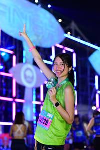 BIB: 52228
                            <button type="button" onclick="openModal(17049844)" class="btn btn-primary btn-sm float-right btn-popup" data-toggle="modal" data-target=".modal-high-quality">
                        <i class="fas fa-shopping-cart"></i> Add to Cart
                    </button>
                                            <button type="button" onclick="isThisMe(17049844, true)" class="btn btn-success btn-sm float-right btn-popup btn-isme hidden" data-toggle="tooltip" data-placement="bottom" title="นี่คือรูปของคุณใช่ไหม คลิกที่นี่เพื่อเอาเข้าอัลบั้ม">
                        <i class="fas fa-plus"></i> Add to album
                    </button>
                    <button type="button" onclick="isThisMe(17049844, false)" class="btn btn-warning btn-sm float-right btn-popup btn-isnotme hidden">
                        <i class="fas fa-ban"></i> Remove from album
                    </button>